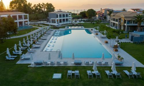 luxury hotels in Sarandë