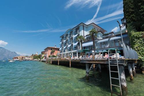 luxury hotels in Lake Garda