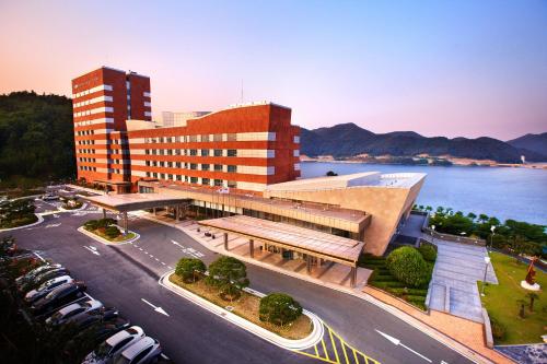 luxury hotels in Busan