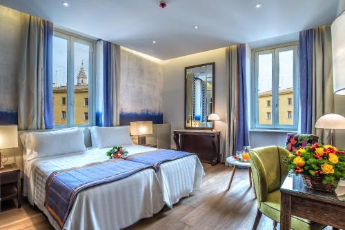 luxury hotels in Pantheon