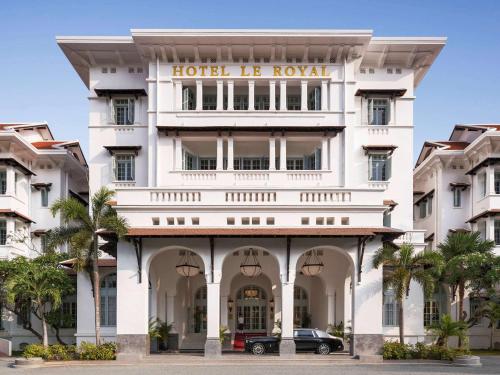 luxury hotels in Phnom Penh