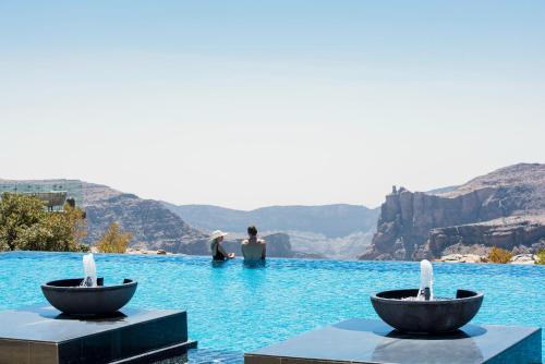 luxury hotels in Oman