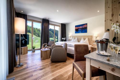 luxury hotels in Arosa