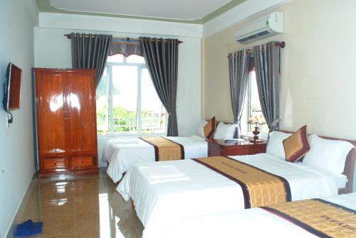 luxury hotels in Dong Hoi