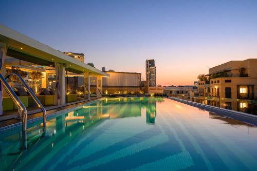 luxury hotels in Tel Aviv