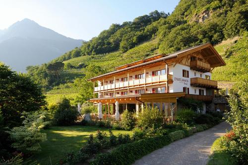 luxury hotels in Tirolo