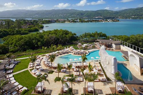 luxury hotels in Greater Antilles