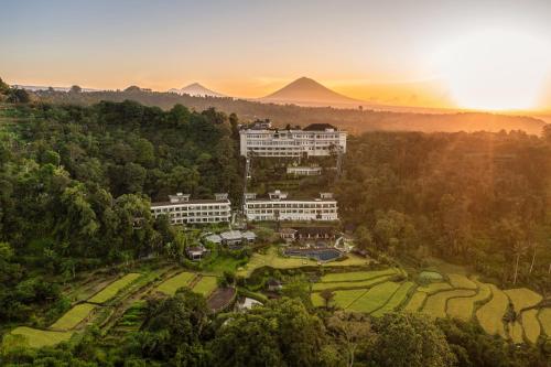 luxury hotels in Buleleng