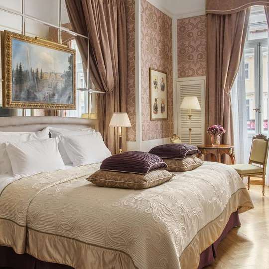 luxury hotels in Saint Petersburg Region