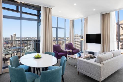 luxury hotels in Darlinghurst