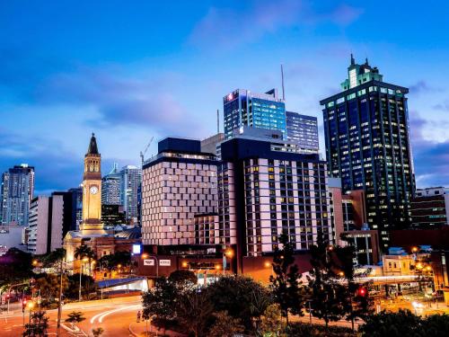 luxury hotels in Brisbane Region