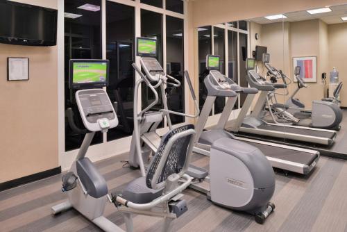 Holiday Inn Kansas City Airport by IHG