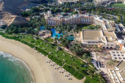 luxury hotels in Muscat