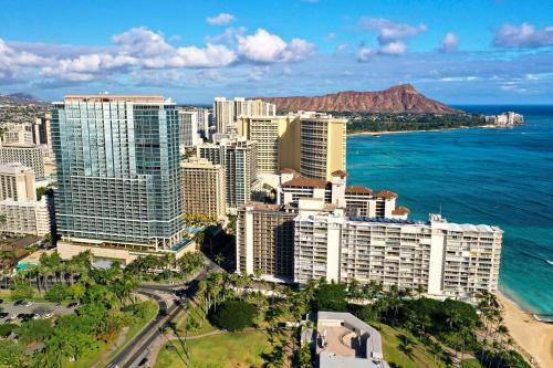 luxury hotels in Honolulu