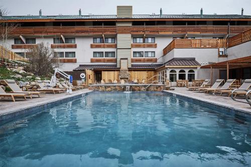 Highline Vail - a DoubleTree by Hilton