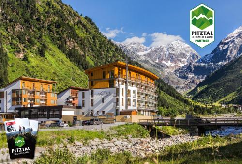 luxury hotels in Sankt Leonhard Im Pitztal