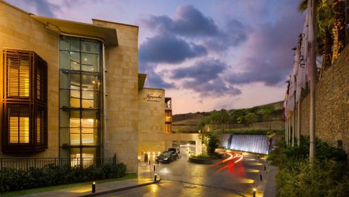 luxury hotels in Beirut