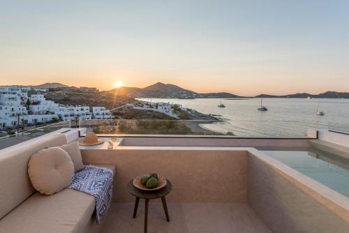 luxury hotels in Paros