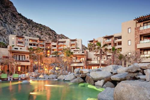 luxury hotels in Los Cabos