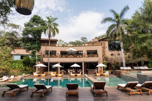 luxury hotels in Puerto Iguazú