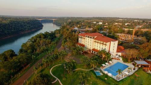 luxury hotels in Puerto Iguazú