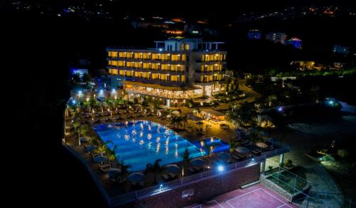 luxury hotels in Vlorë