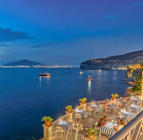 luxury hotels in Vico Equense