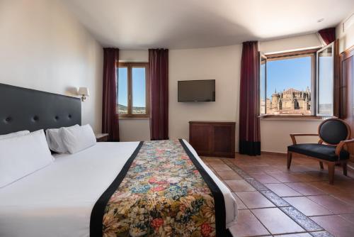 luxury hotels in Salamanca Province