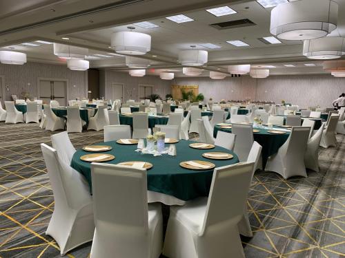 Holiday Inn Baton Rouge-South by IHG