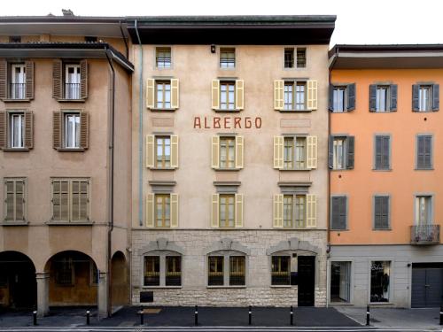 luxury hotels in Bergamo Province