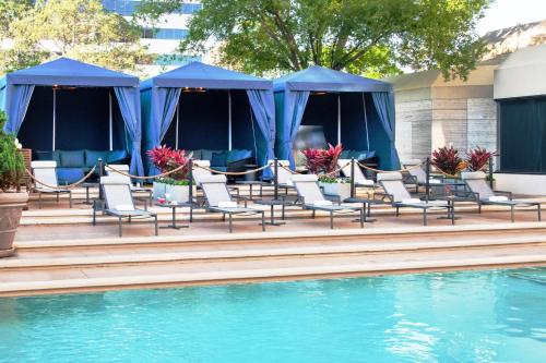 luxury hotels in The Woodlands