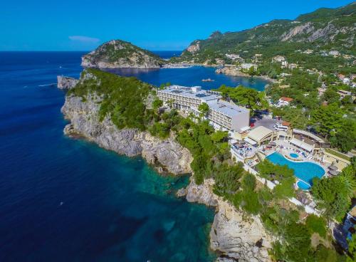 luxury hotels in Corfu