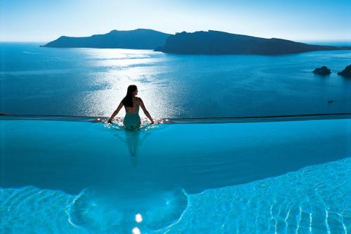 luxury hotels in Cyclades