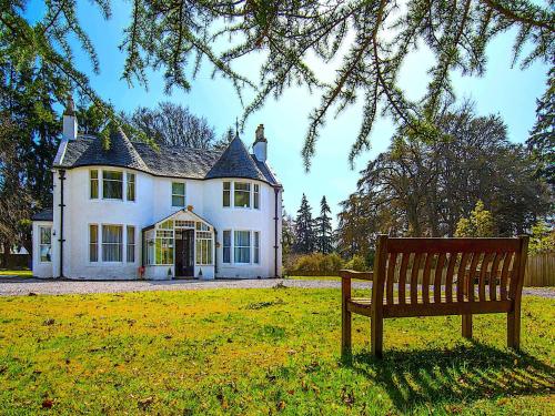 luxury hotels in Inverness