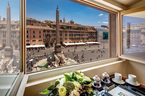 luxury hotels in Pantheon