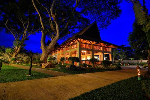 luxury hotels in Puerto Princesa