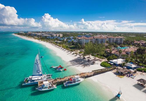 luxury hotels in Grace Bay