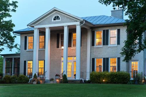 Steeles Tavern Manor Bed and Breakfast