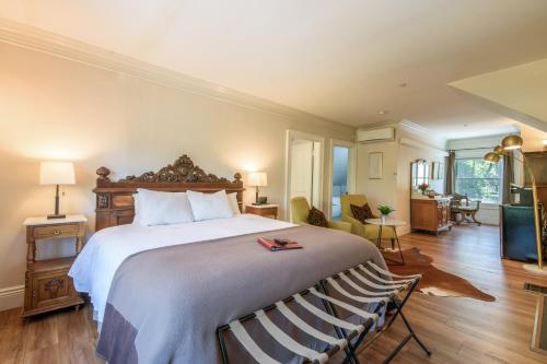 Cedar Gables Inn