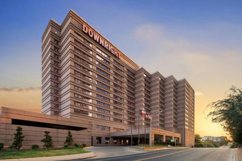 Renaissance Austin Downtown Hotel