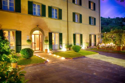 luxury hotels in Val Di Chiana