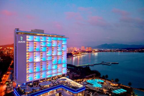 luxury hotels in Sanya