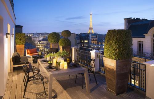 luxury hotels in 8Th Arrondissement