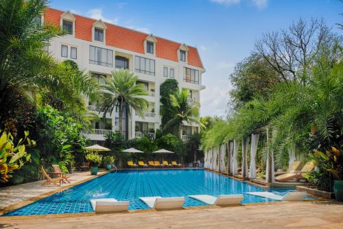 luxury hotels in Phnom Penh