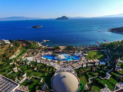 luxury hotels in Turgutreis