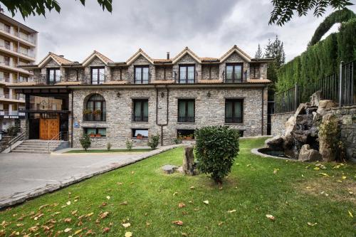 luxury hotels in Pyrénées