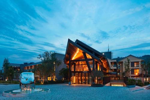 luxury hotels in Jiaoxi