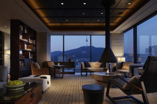 luxury hotels in Seoul Special City