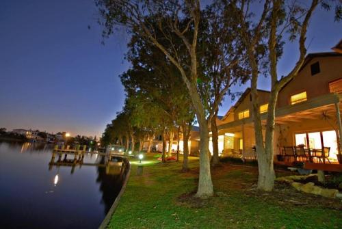 luxury hotels in Noosaville