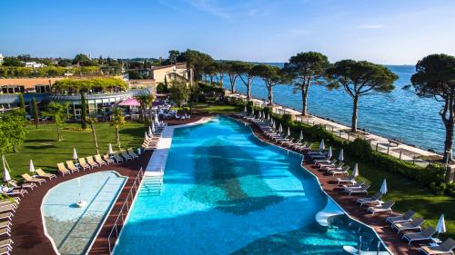 luxury hotels in Lazise